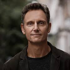 Tony Goldwyn: Actor, Director and Producer | Americares